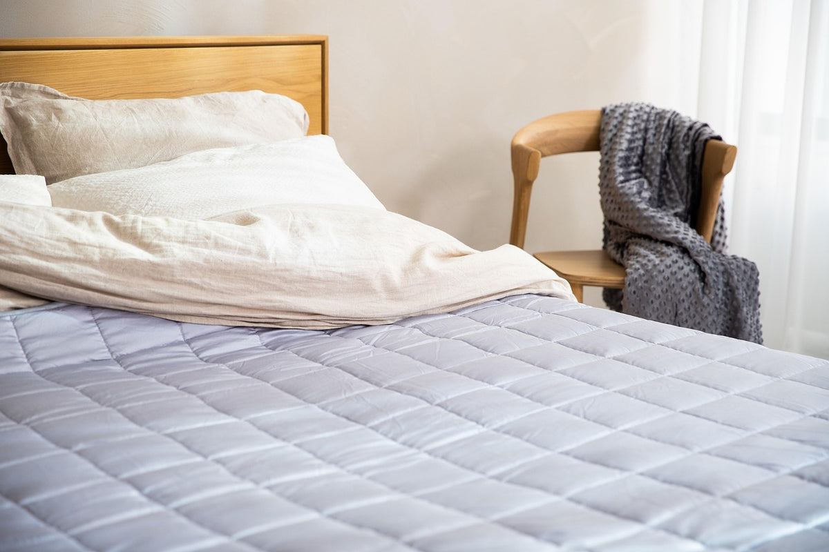 Modern bedroom interior with comfortable mattress setup — air mattress Singapore buying guide | Snow Slumber